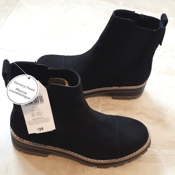 Time and Tru Boots /NWT/ US 6 - Picture 2 of 7